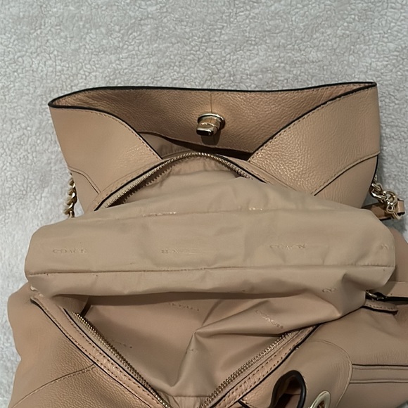 COPY - Coach Leather Edie Turn lock Hobo/Shoulder Bag - Picture 11 of 15